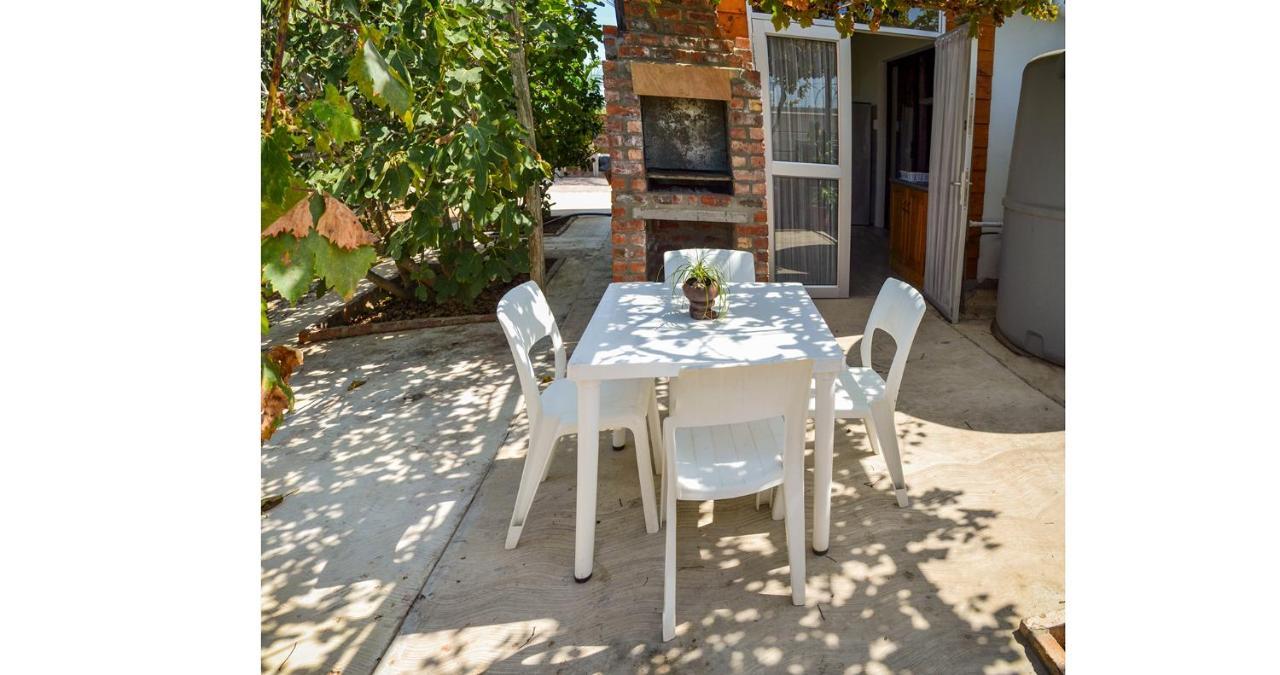 Palm Cottage - Colchester - 5Km From Elephant Park Bagian luar foto